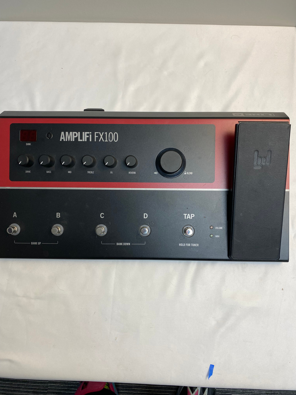 Used Line 6 AMPLIFI FX100 Multi-FX Pedal