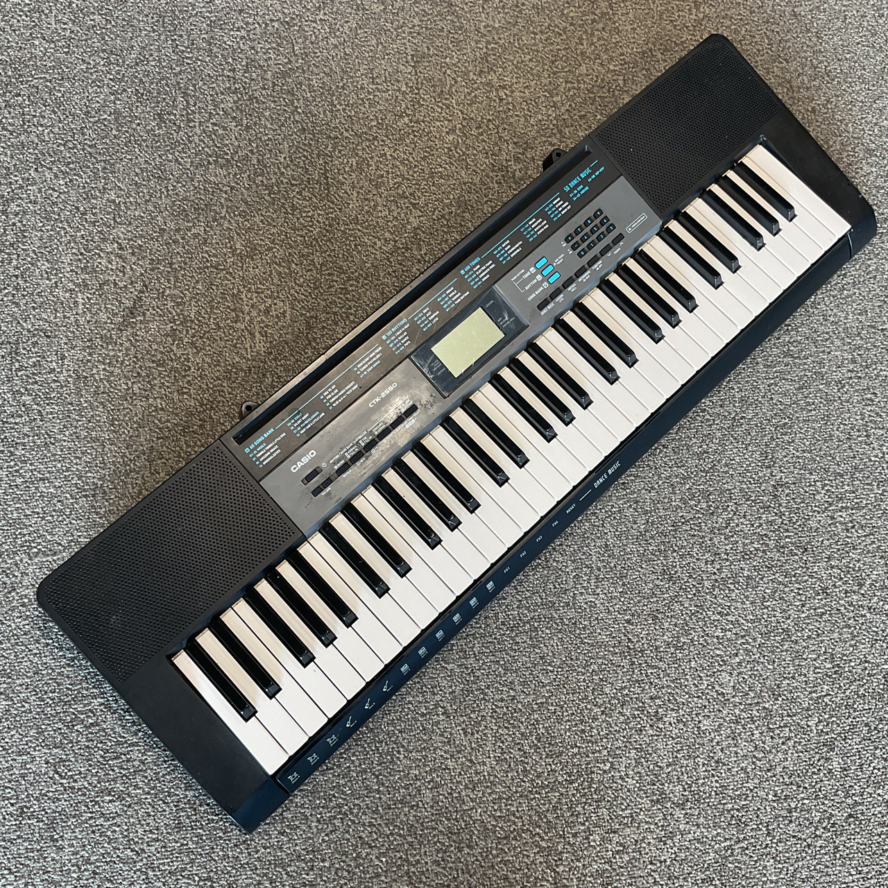 Used CASIO CTK-2550 Keyboard