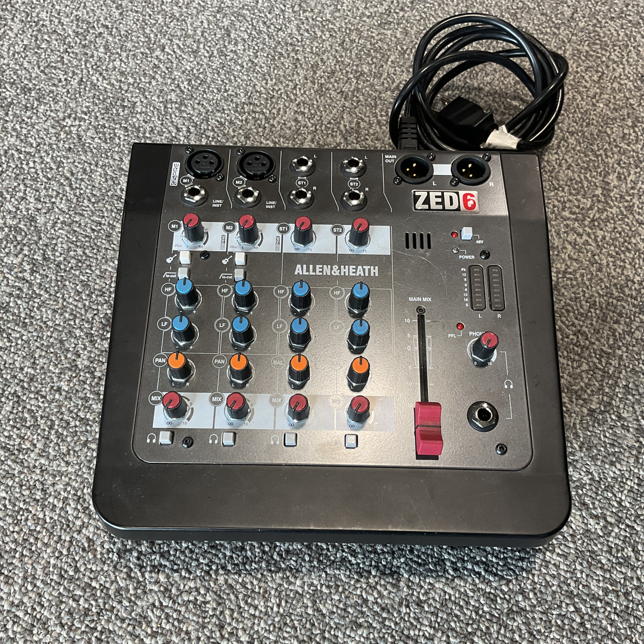 Used ALLEN & HEATH ZED 6 Compact Mixer