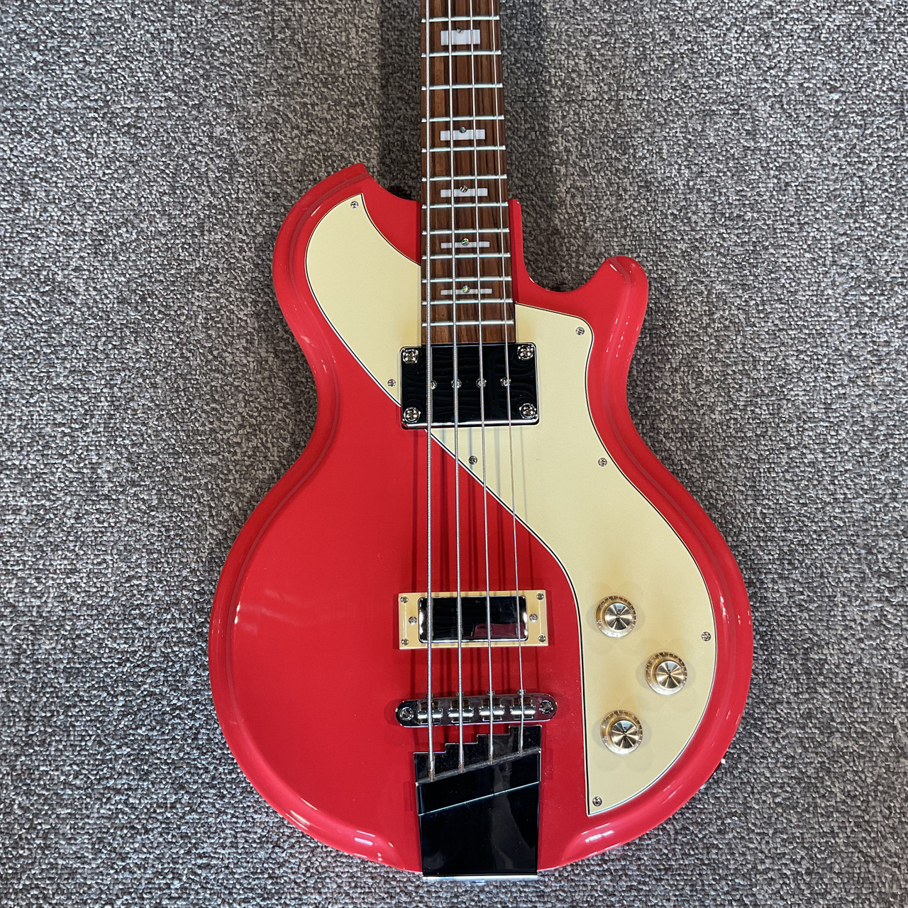 Used ITALIA MONDIAL SPORTSTER TBS-RD Bass Guitar