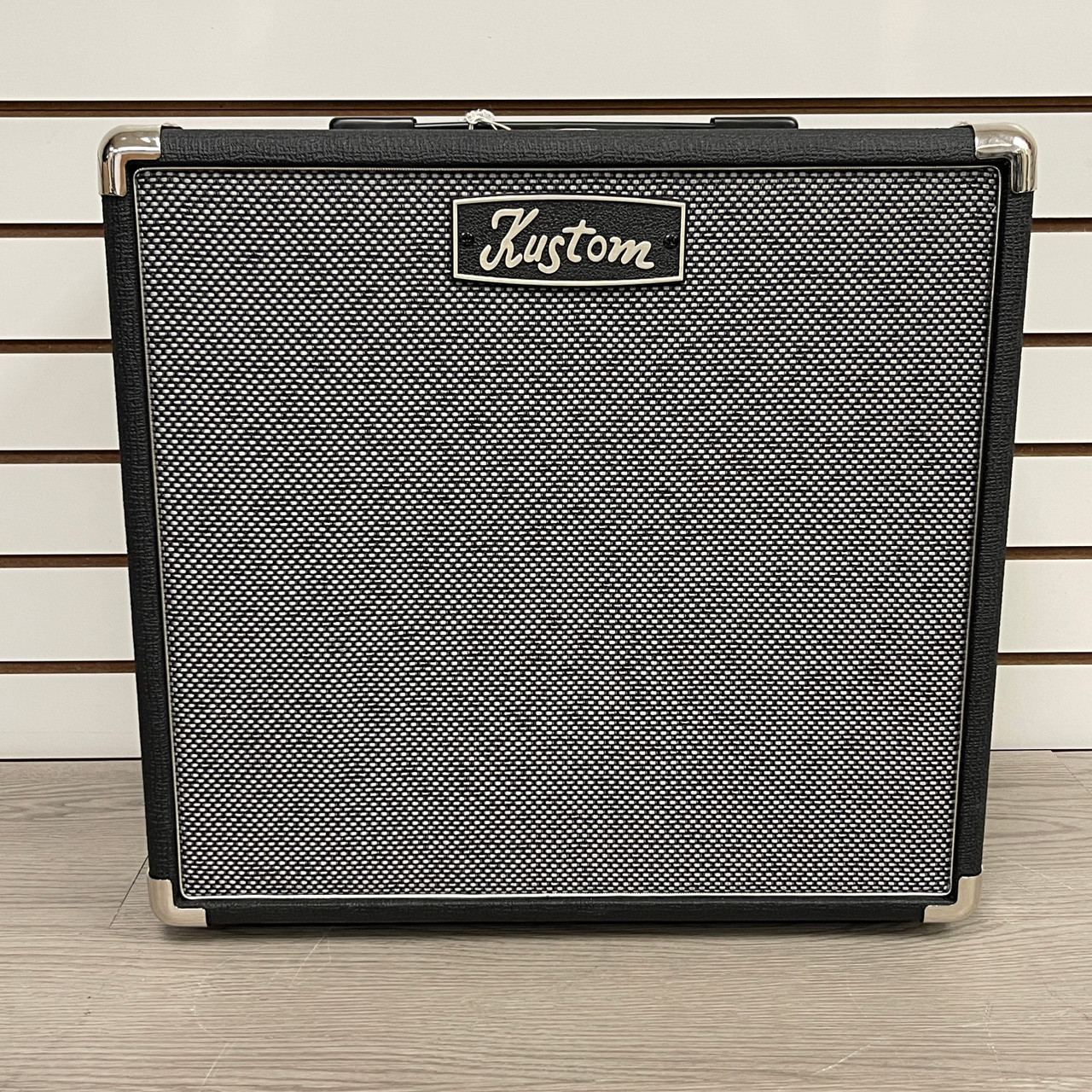 Used Kustom DEFENDER 30W 1X12 1 x 12 Guitar Speaker Cabinet 1 x 12
