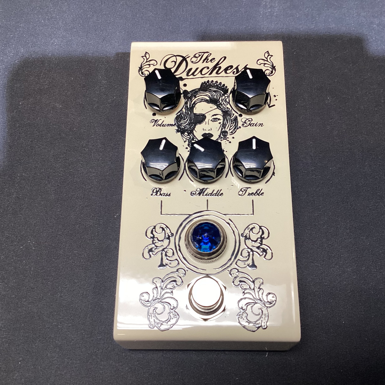 Used Victory V1 THE DUCHESS Distortion Pedal