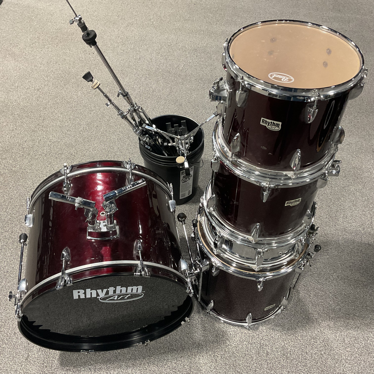 Used RHYTHM ARTS 5 PC DRUM SET with HARDWARE