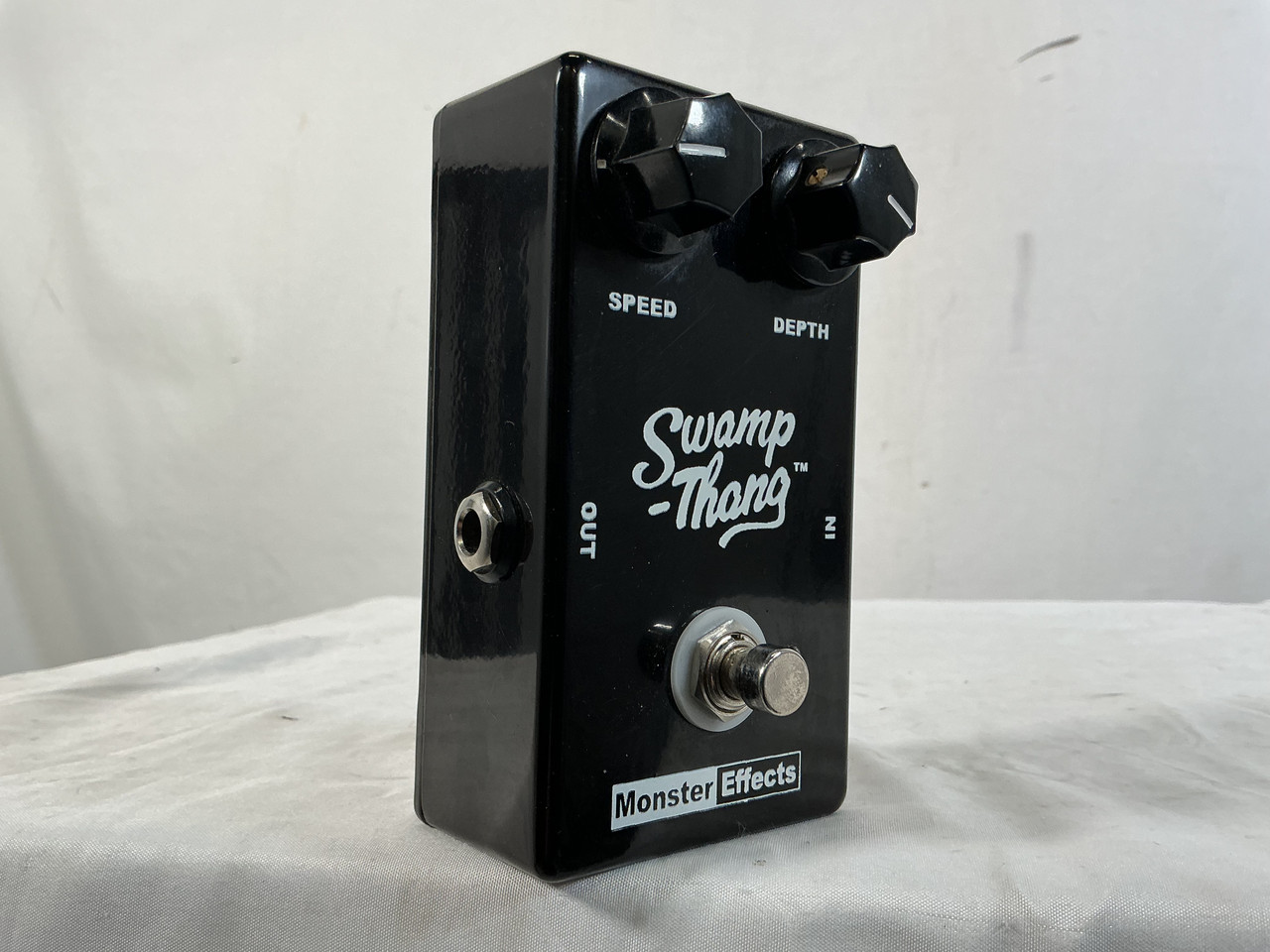 Used MONSTER EFFECTS SWAMP THANG Tremolo Pedal