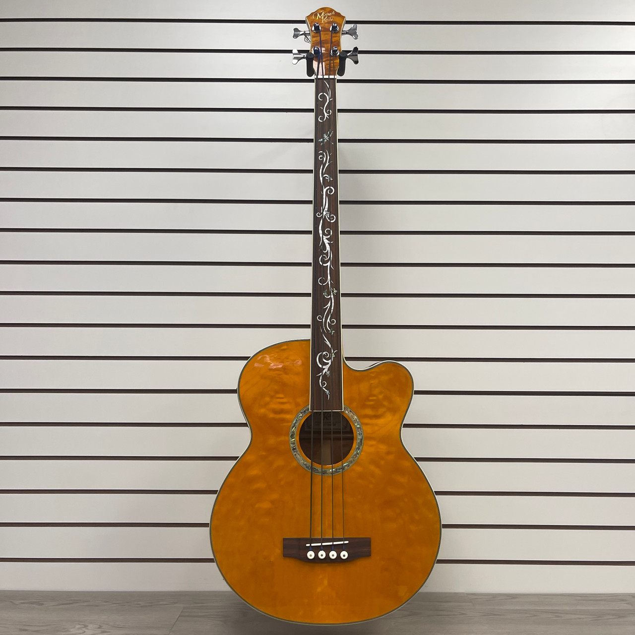 Used Michael Kelly DRAGONFLY FRETLESS 4 Acoustic Bass Guitar