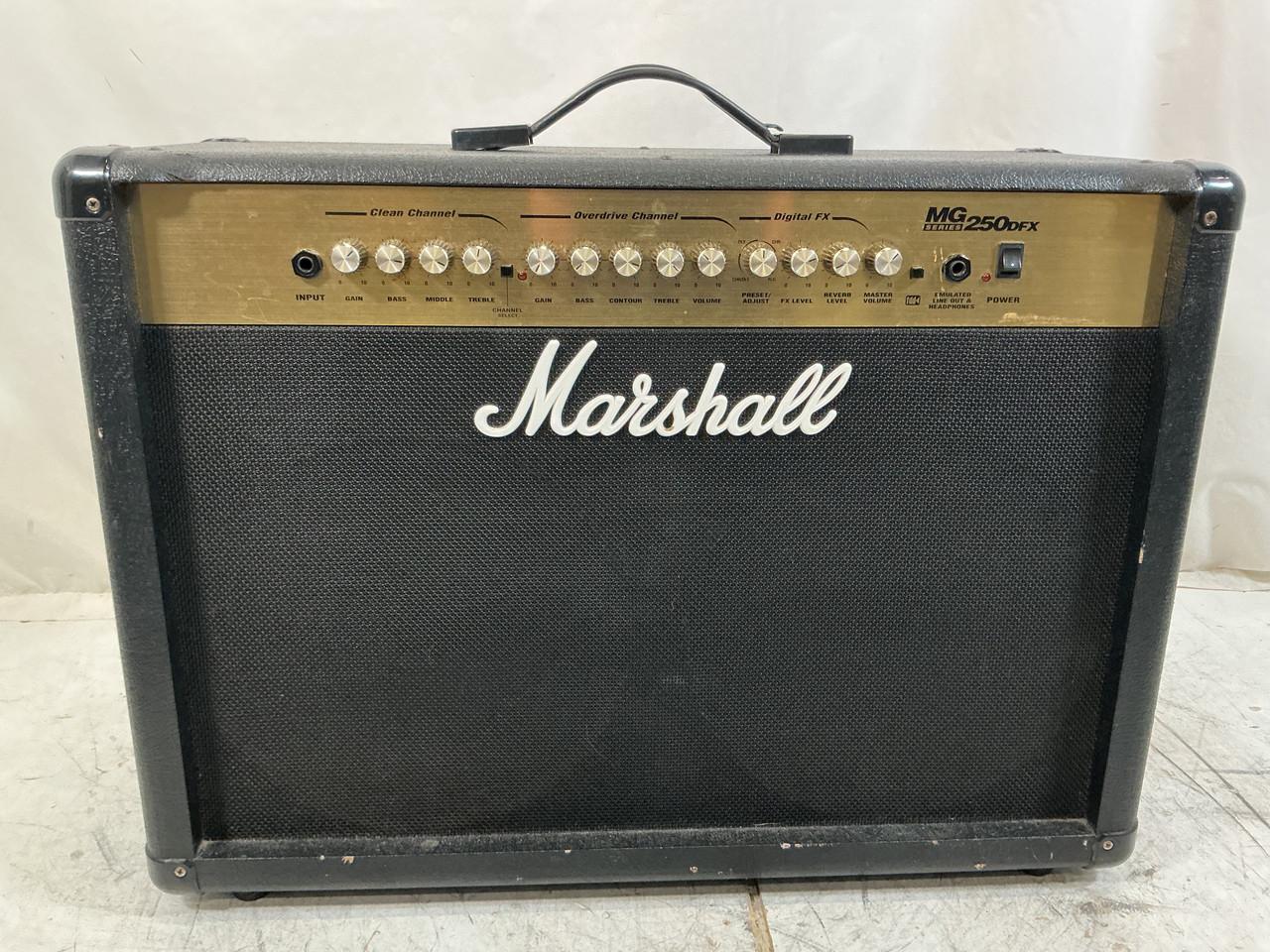 Used Marshall MG250DFX 2 x 12 Solid State Amplifier 2 x 12