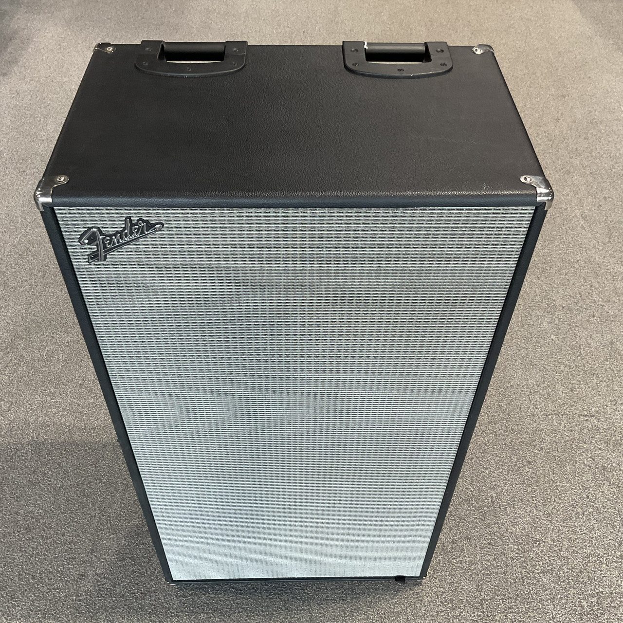 Used FENDER BASSMAN 810 NEO Bass Guitar Cabinet