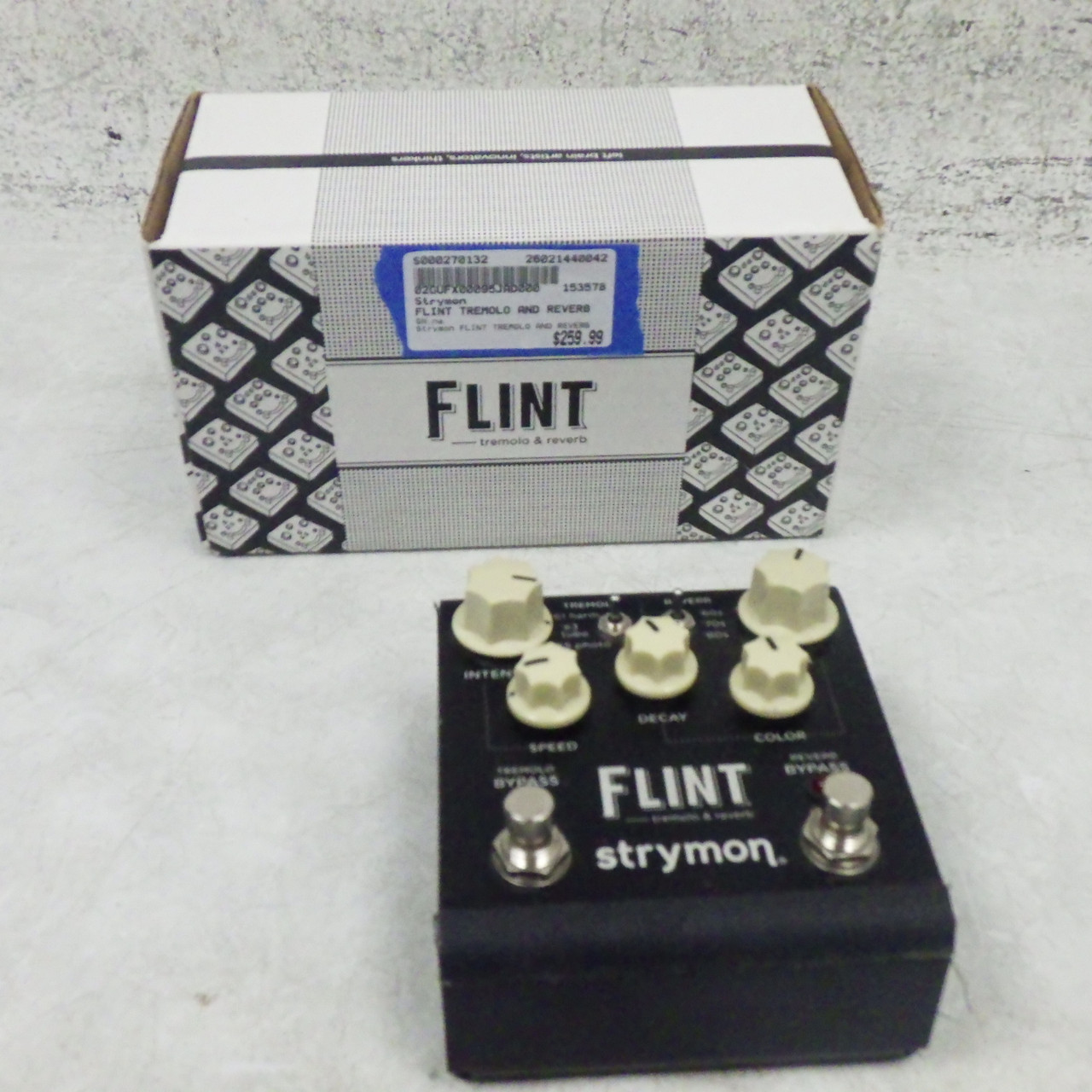 Used Strymon FLINT TREMOLO AND REVERB Guitar Effects Pedal