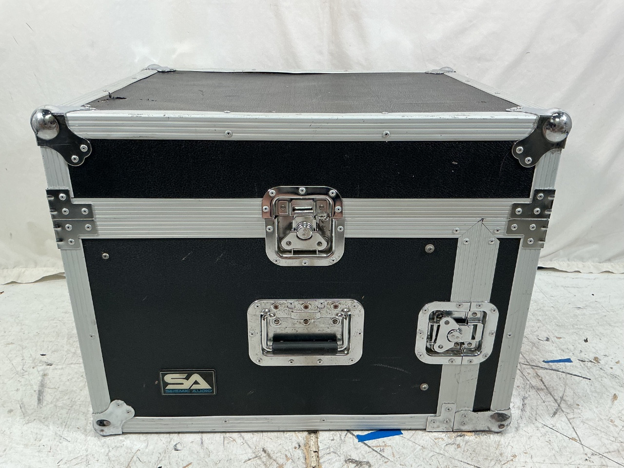 Used SEISMIC AUDIO 25X20X21 CASE Medium Road Case