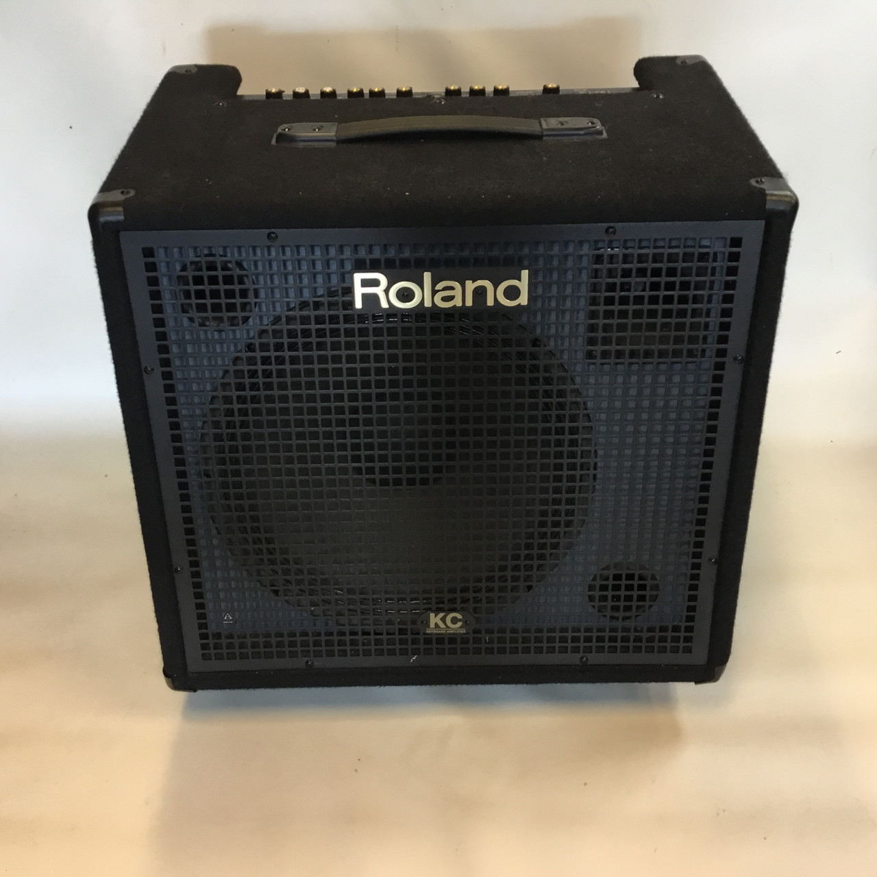 Used Roland KC-550 Keyboard Amplifier