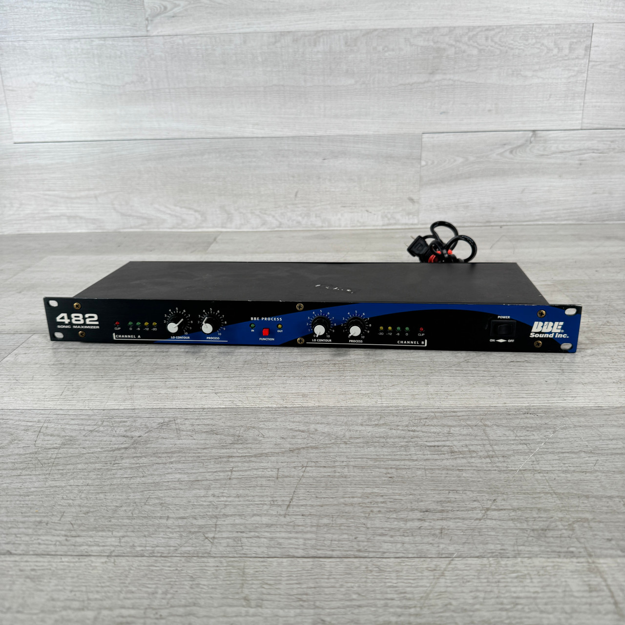 bbe 482 sonic maximizer 中古品 Used BBE 482 Sonic Maximizer Signal Processor