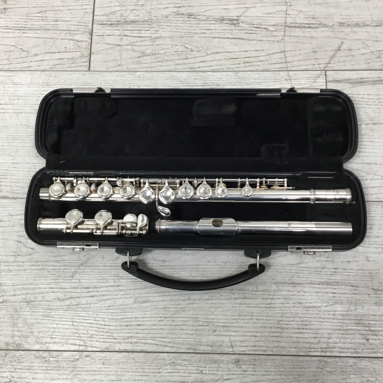 Used Yamaha 200AD ADVANTAGE FLUTE Student Flute