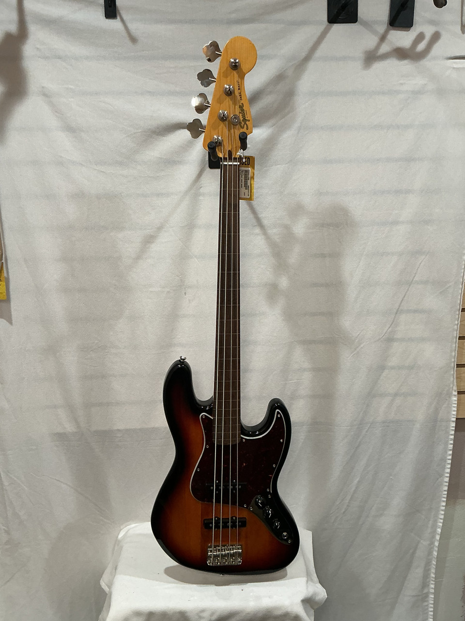 Used Squier FRETLESS JAZZ BASS J Type Bass Guitar Sunburst 4-String