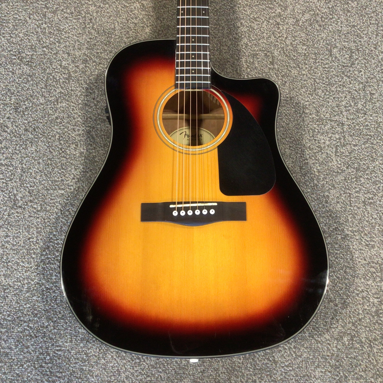Used FENDER CD-60CE SB-DS-V2 Acoustic-Electric Guitar