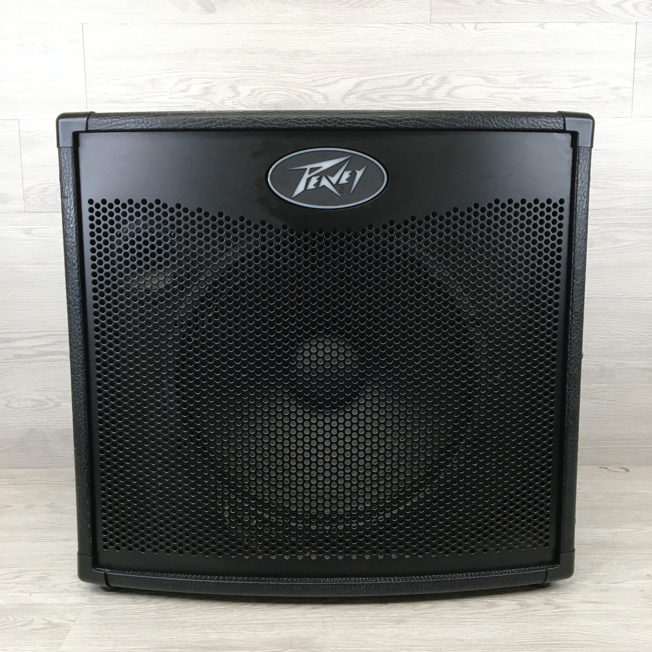 Used Peavey TKO 115 1 x 15 Bass Combo Amplifier 1 x 15