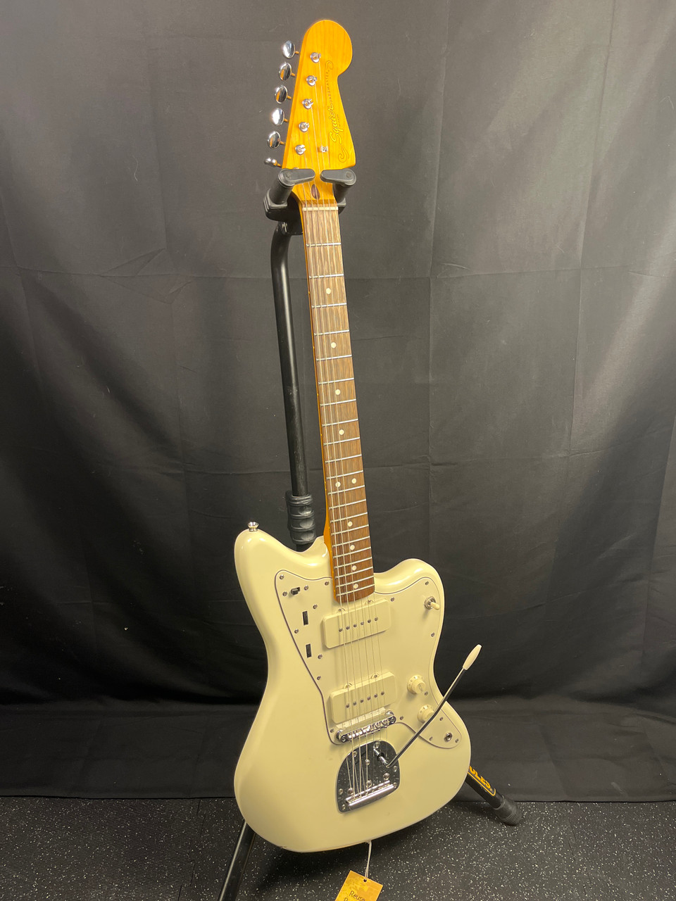 Used Squier J MASCIS JAZZMASTER Offset Double Cutaway Electric