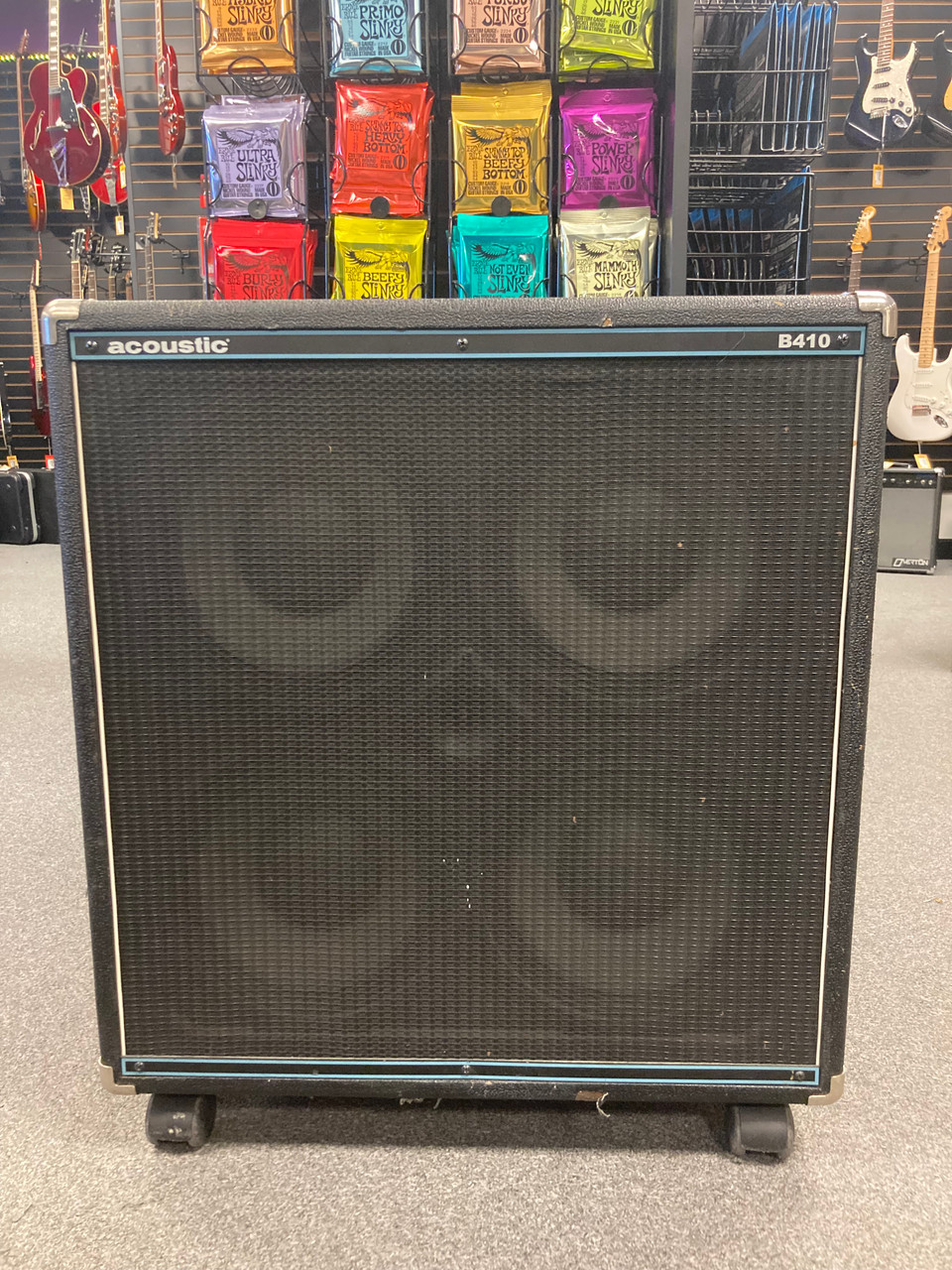 Used Acoustic B410 4 x 10 Bass Guitar Cabinet