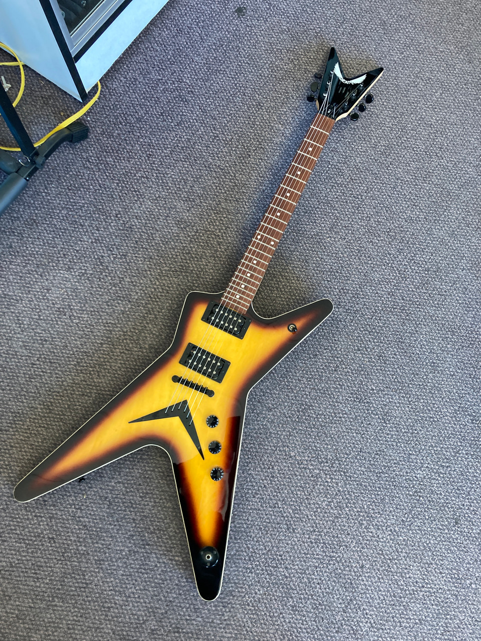 Used Dean MLX Pointy Electric Guitar Tobacco Sunburst 6-String  41137-S000107563