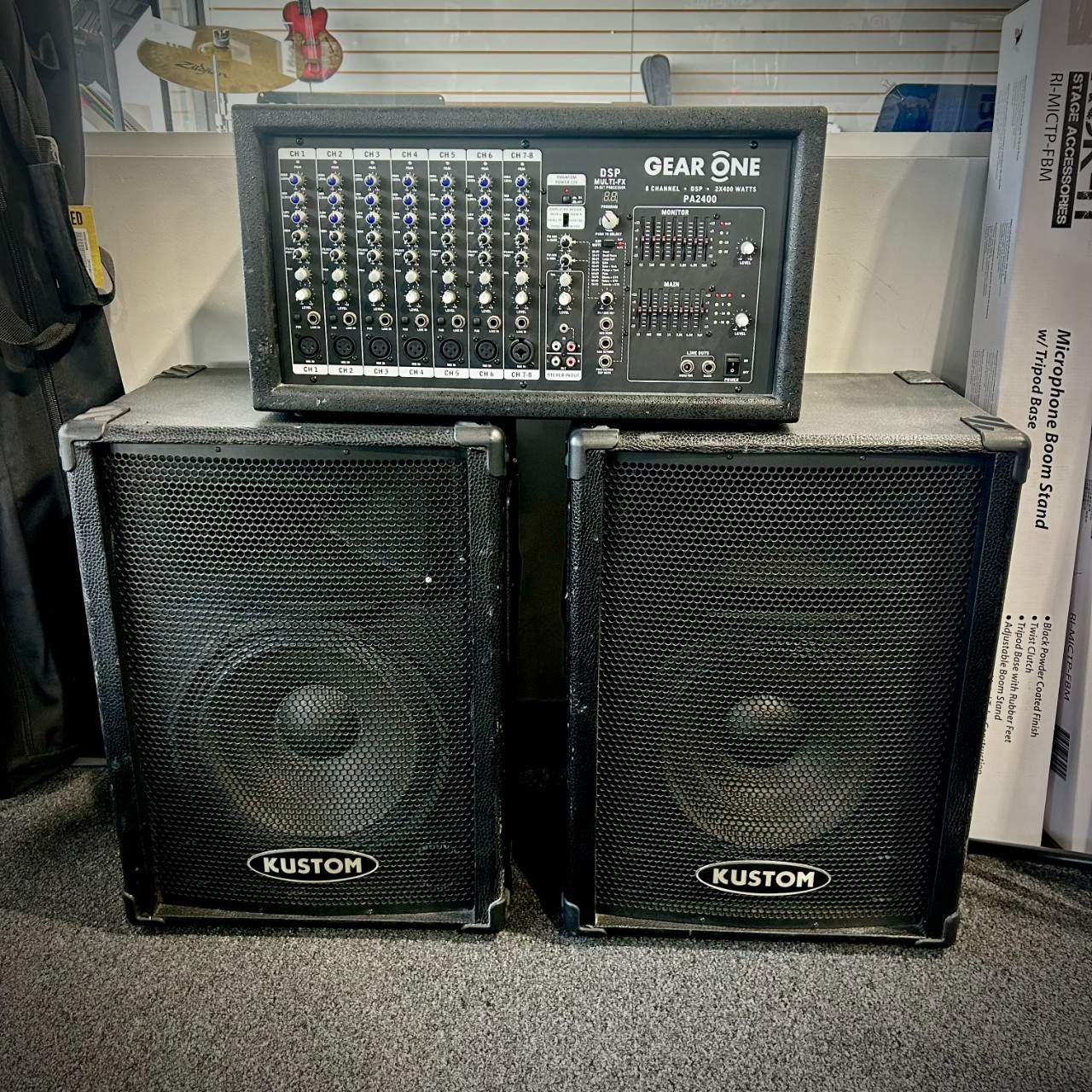 Used Gear One PA2400 W/KUSTOM KPC12 SPEAKERS Power Amplifier