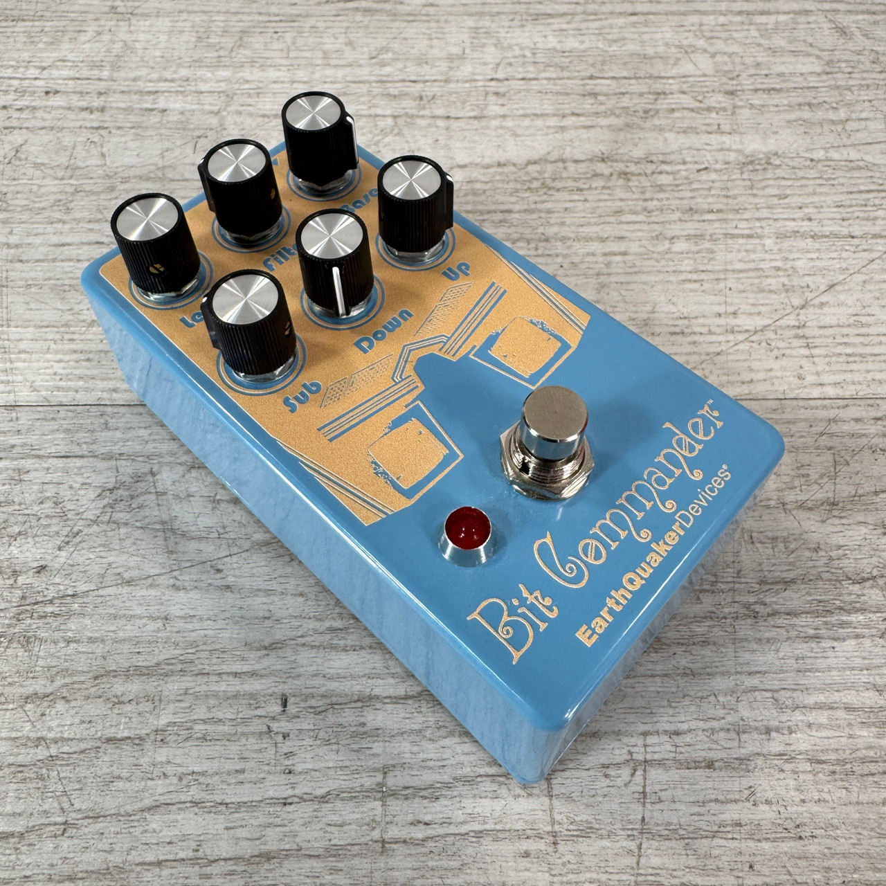 Used EarthQuaker Devices Bit Commander Analog Octave Synth Pedal