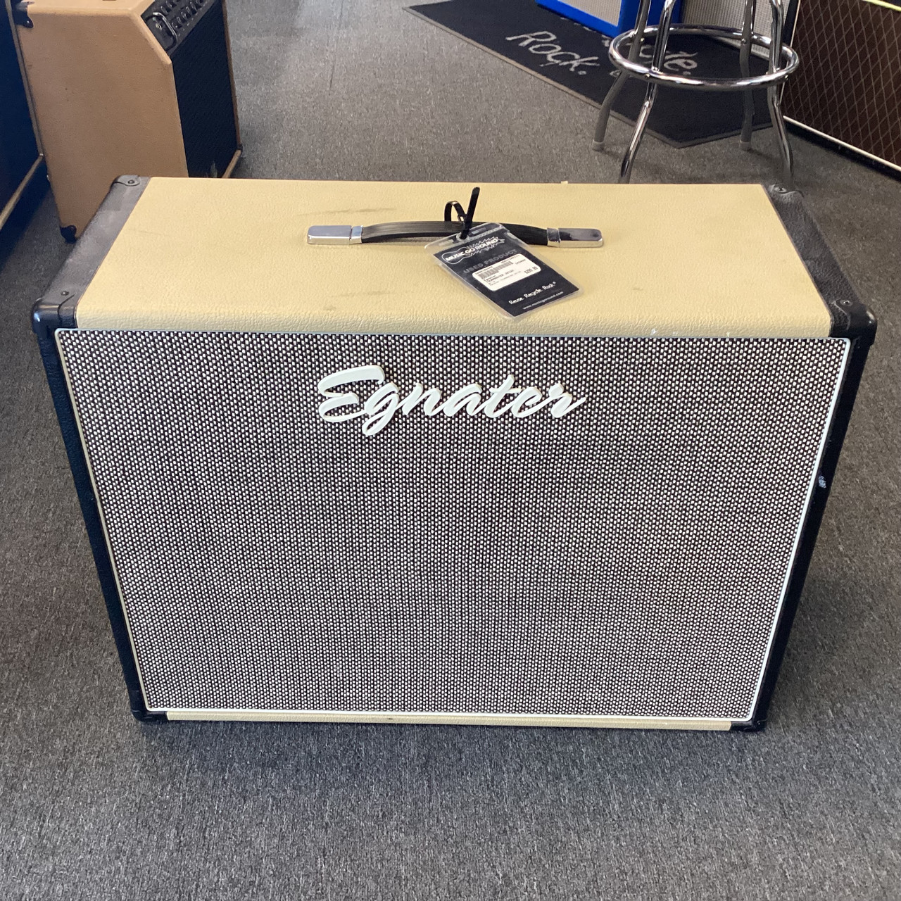 Used Egnater TOURMASTER 2X12X 2 x 12 Guitar Speaker Cabinet 2 x 12