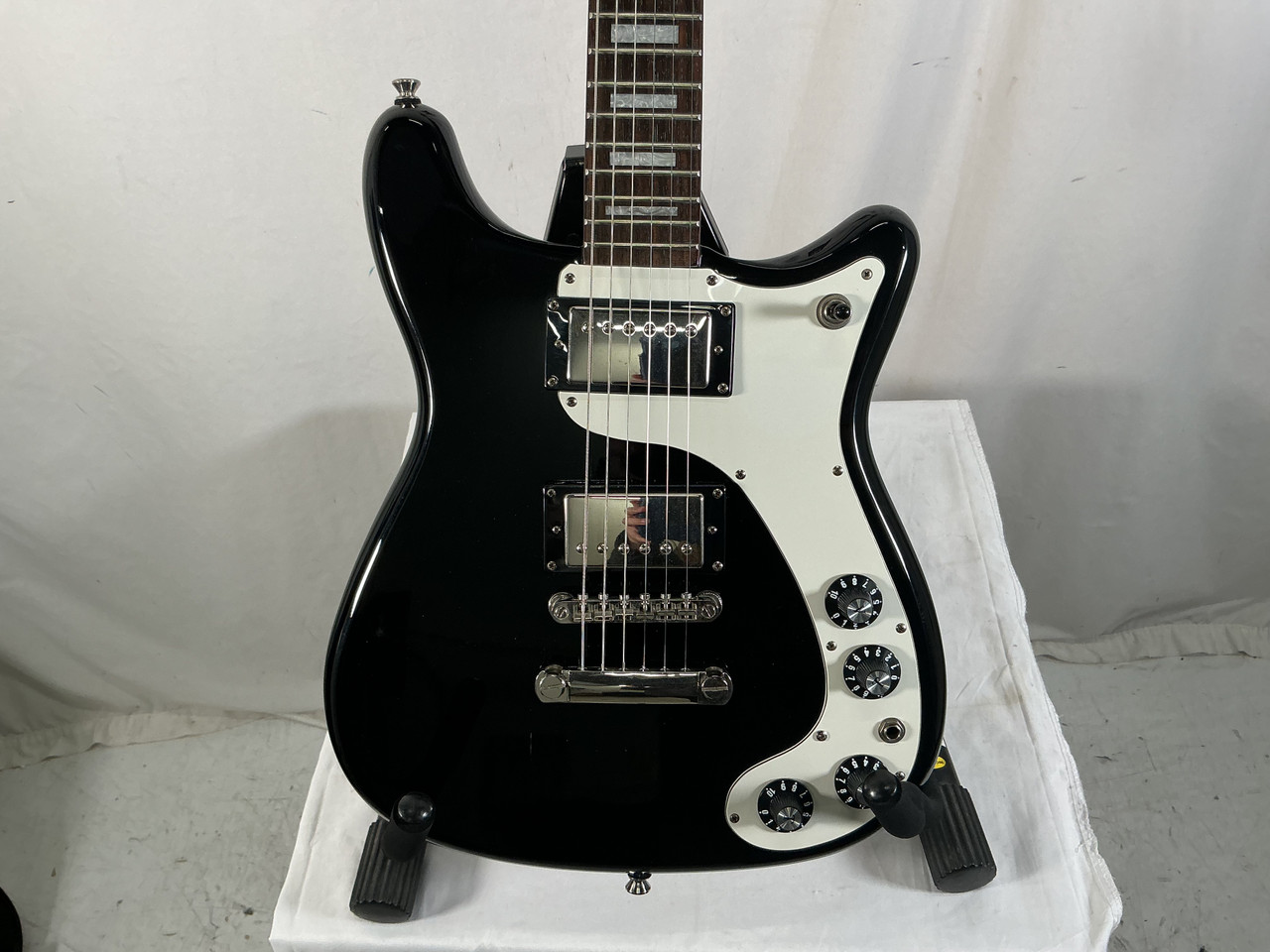 Used Epiphone WILSHIRE PRO Double Cut Electric Guitar Black 6-String