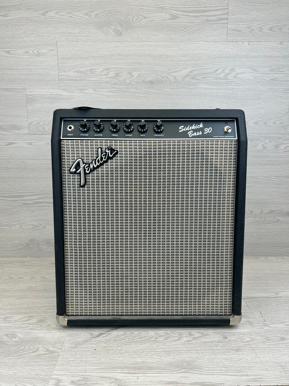 Used Fender SIDEKICK BASS 30 Vintage Bass Combo Amplifier