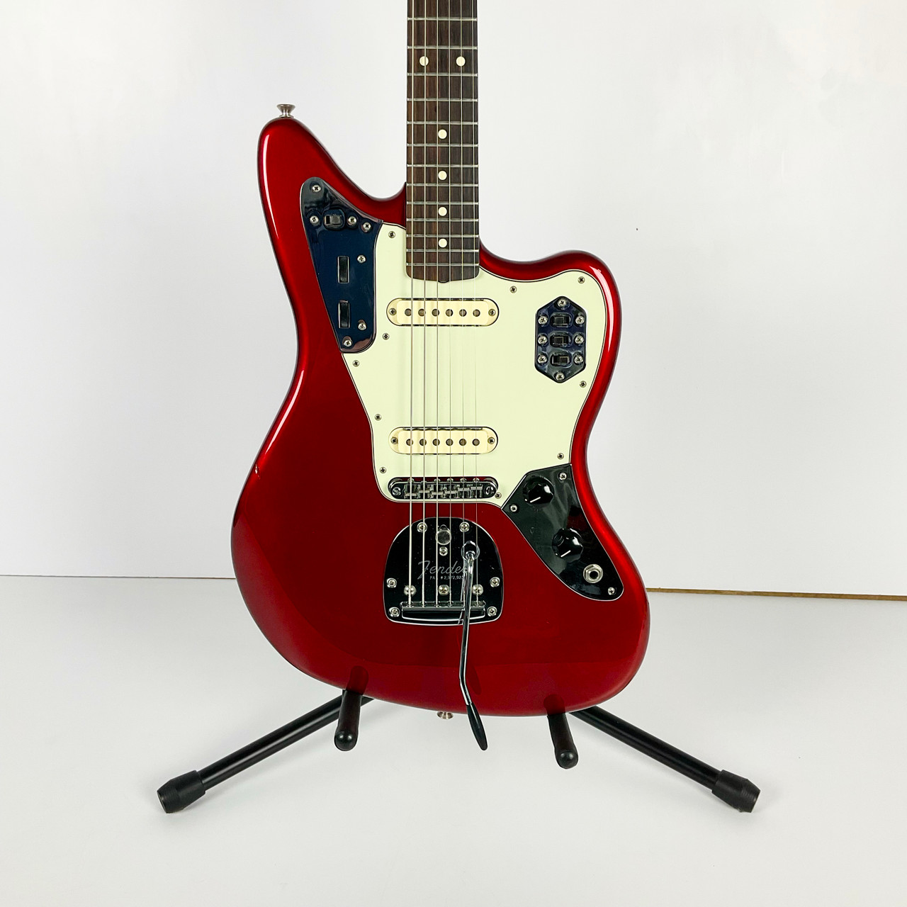 Used Fender Classic Player Jaguar Special Offset Double Cutaway