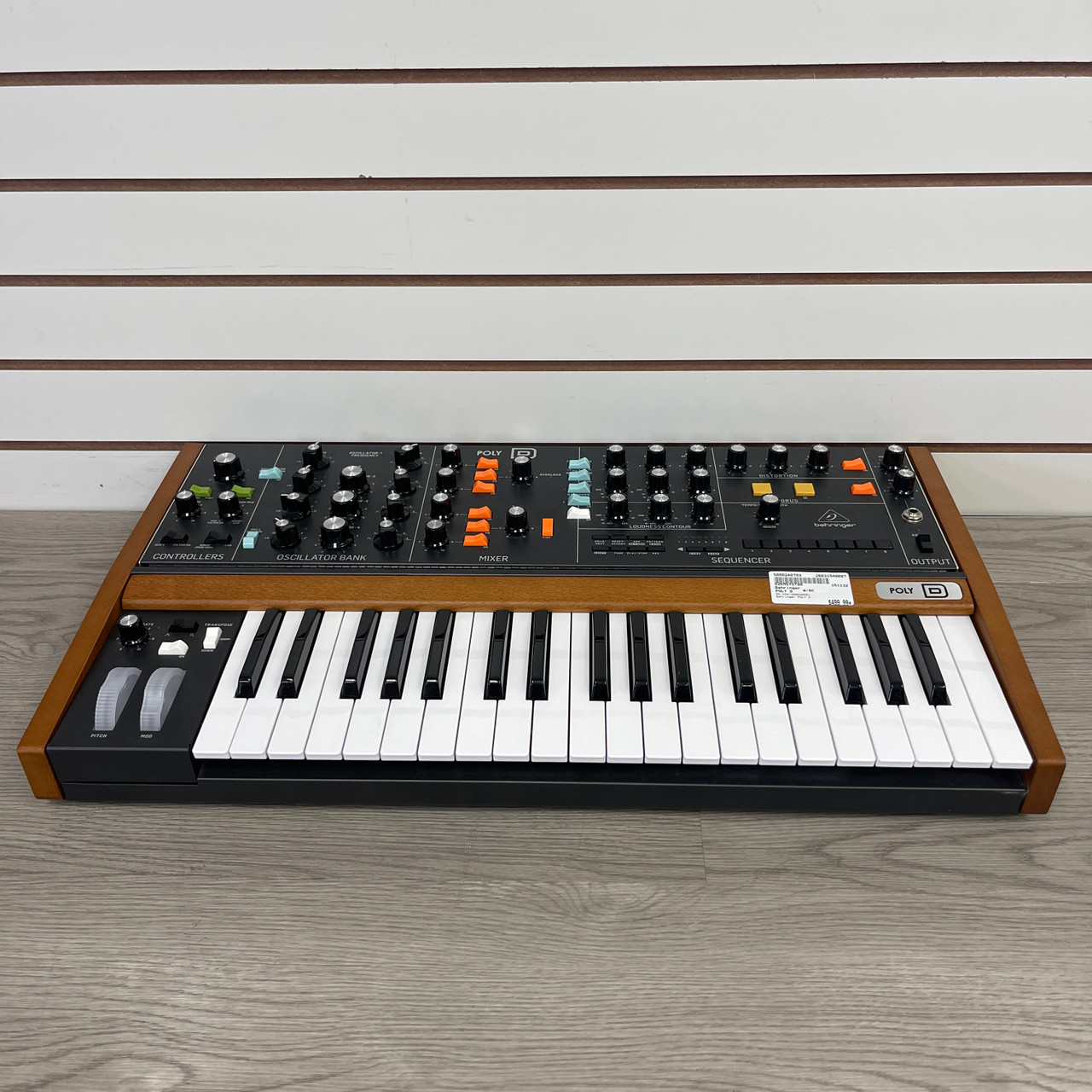 Used Behringer POLY D 49-Key Synthesizer 49-Key