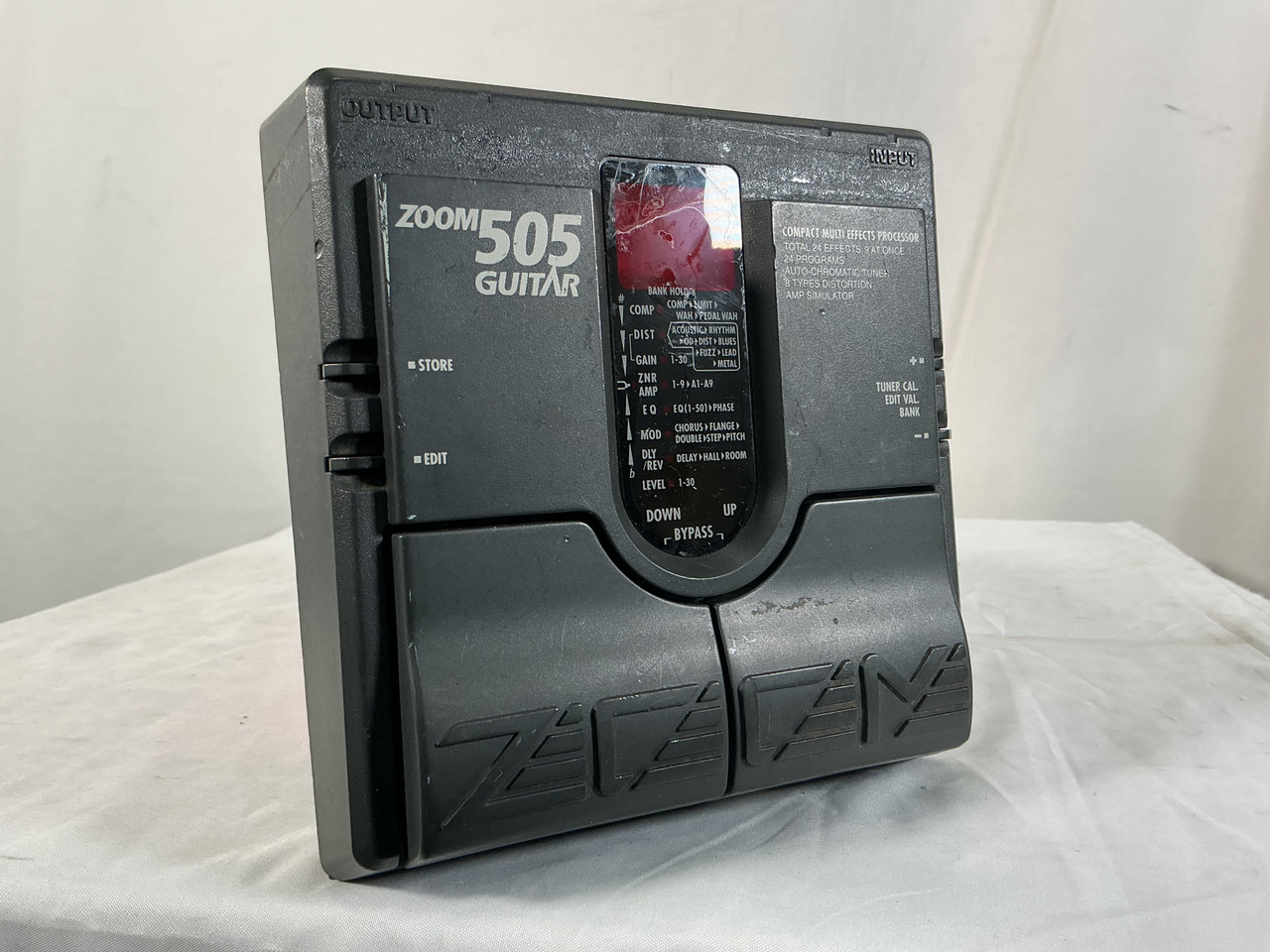 Used Zoom 505 GUITAR MULTI FX PROCESSOR Multi-FX Pedal