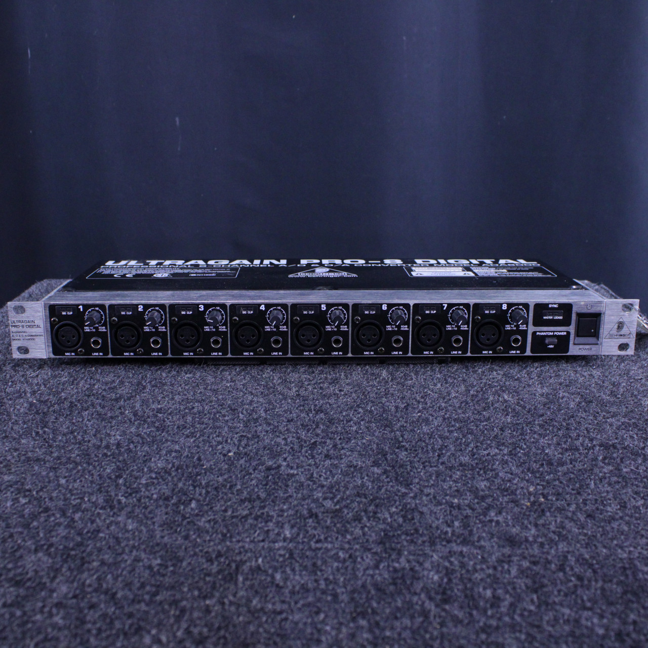 BEHRINGER　ADA8000　ULTRAGAIN PRO-8　動作品 Used Behringer ULTRAGAIN PRO 8 DIGITAL ADA8000 Preamp