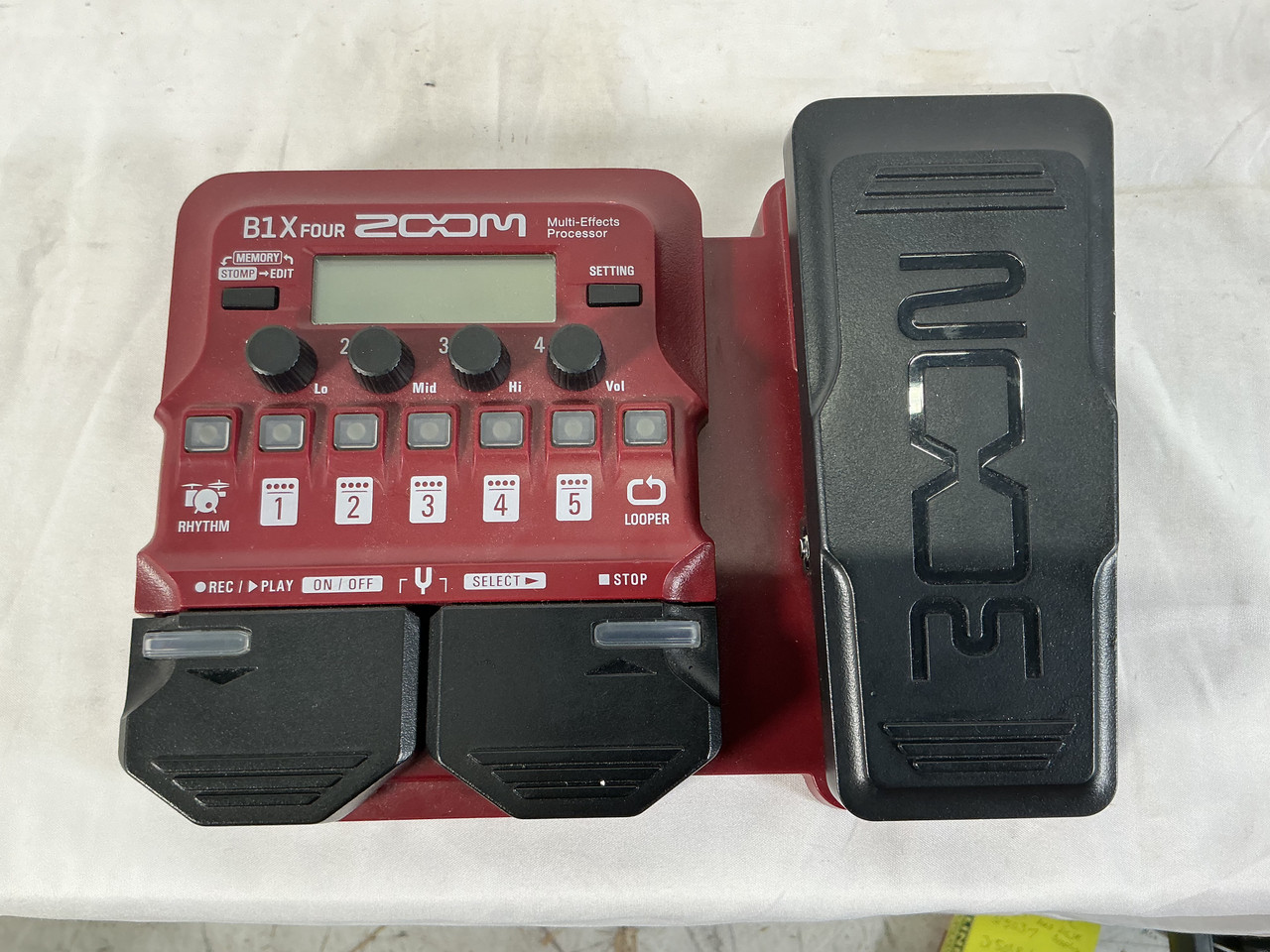 Used Zoom B1X FOUR BASS MULTI EFFECTS Multi-FX Pedal