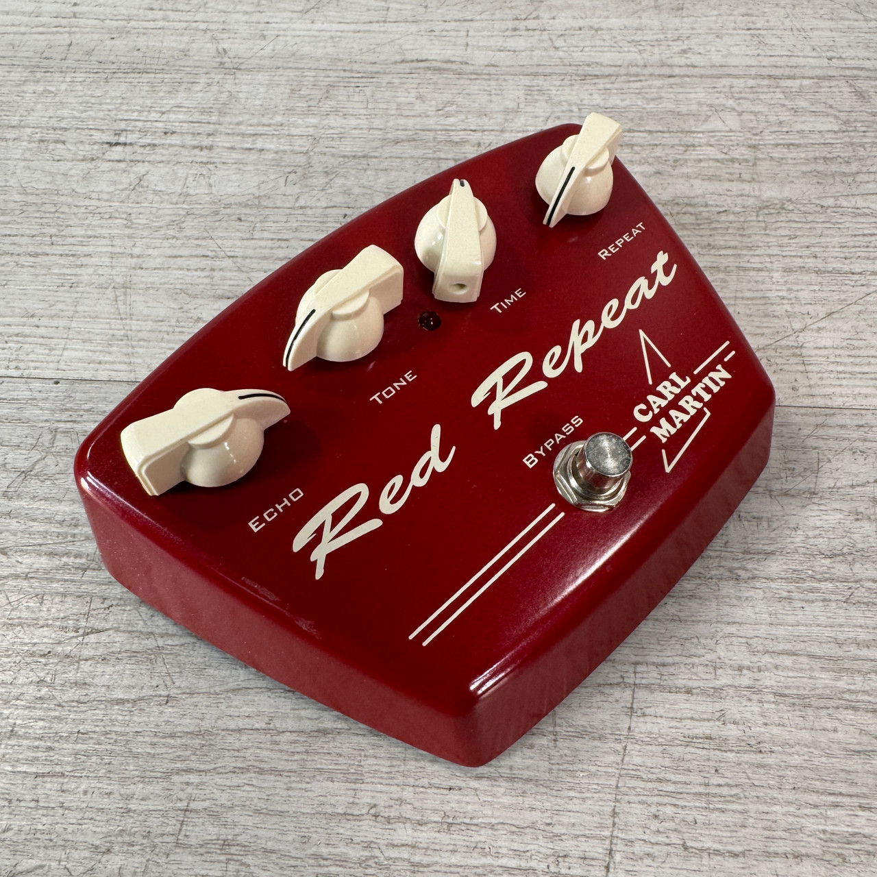 Used Carl Martin Red Repeat V1 Delay Pedal