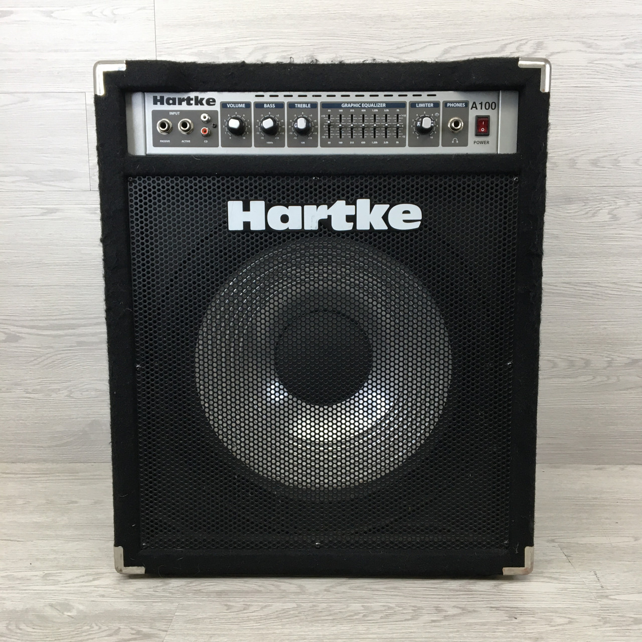 Used Hartke A100 100 WATT BASS COMBO 1 x 10 Bass Combo Amplifier 1
