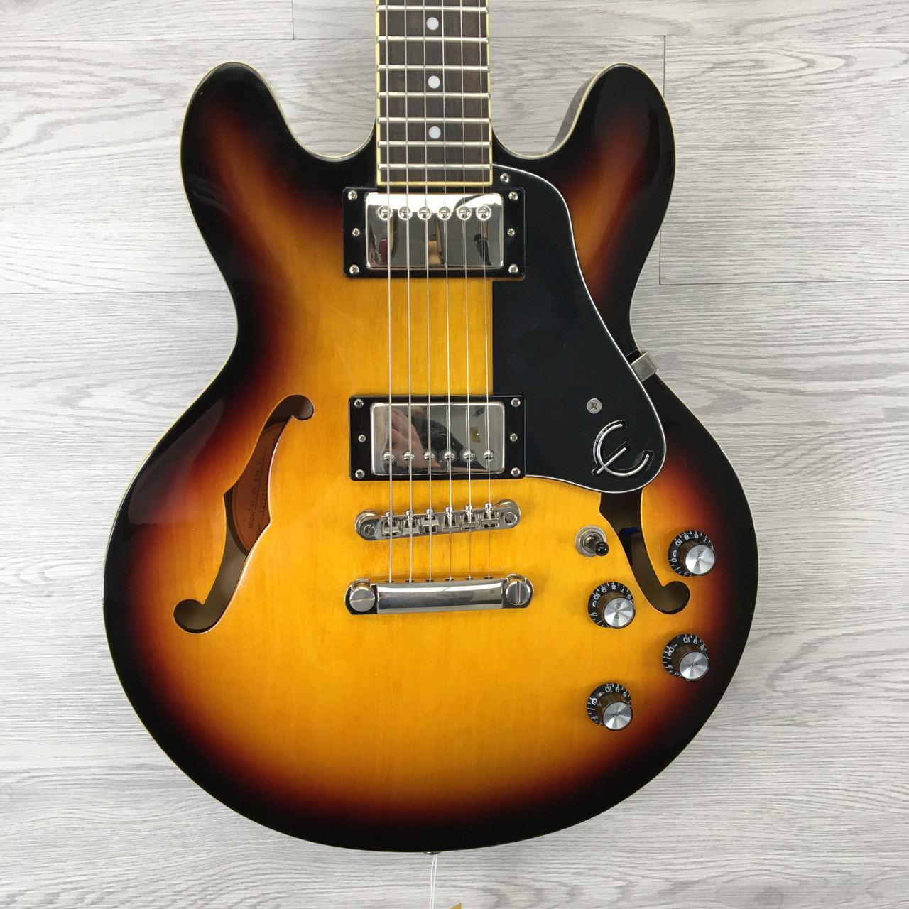 Used Epiphone DOT ES 339 VS Semi-Hollow Electric Guitar Sunburst 6