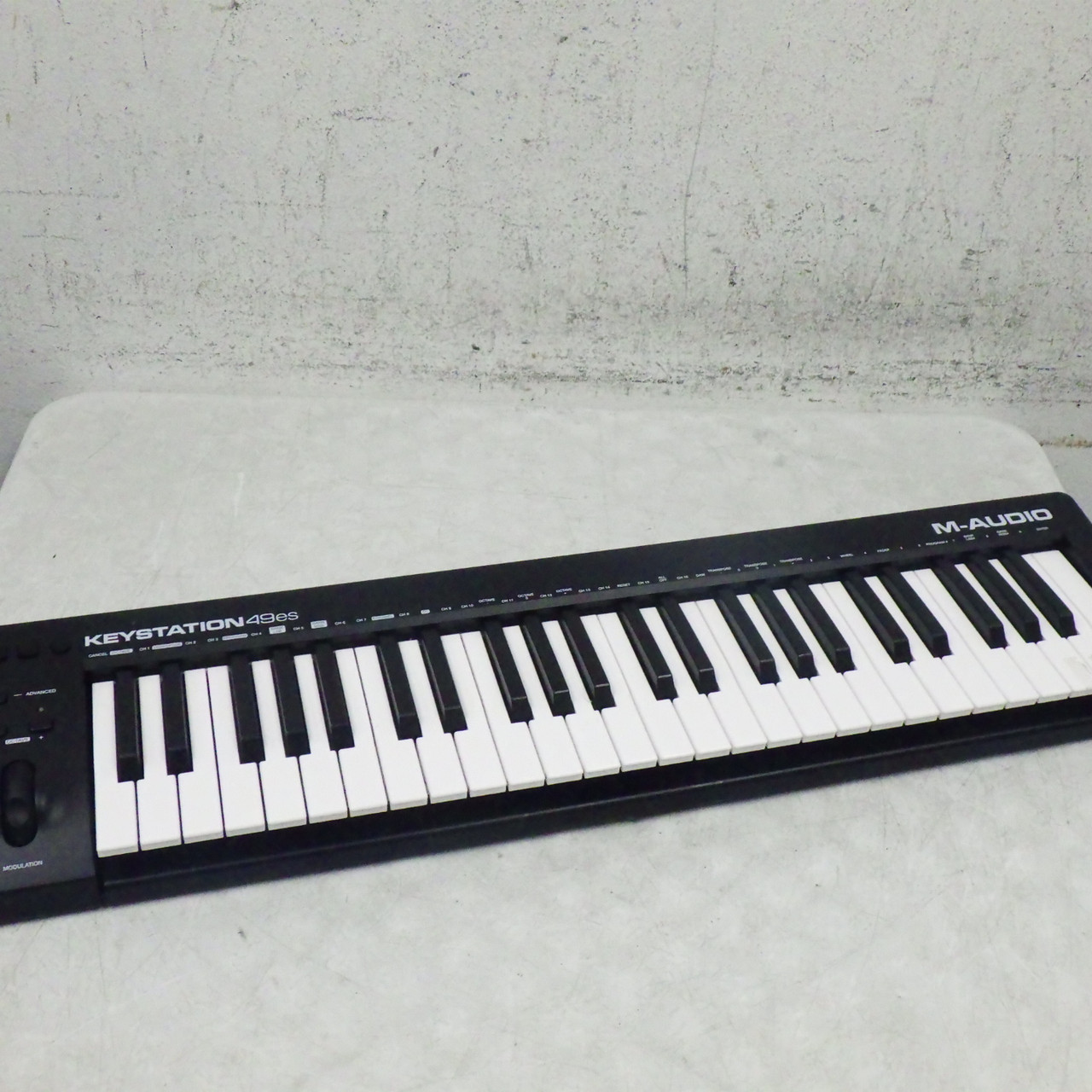 Used M-Audio KEYSTATION 49 MIDI CONTROLLER 49-Key Controller 49-Key
