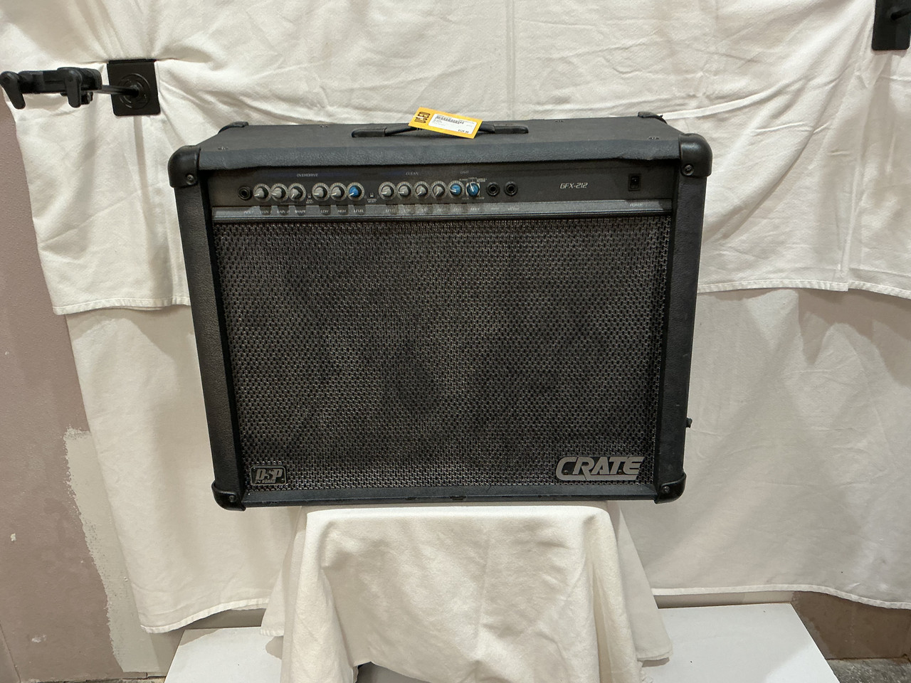 専用 G-RAP SET Used Crate GFX212 2 x 12 Solid State Amplifier 2 x 12