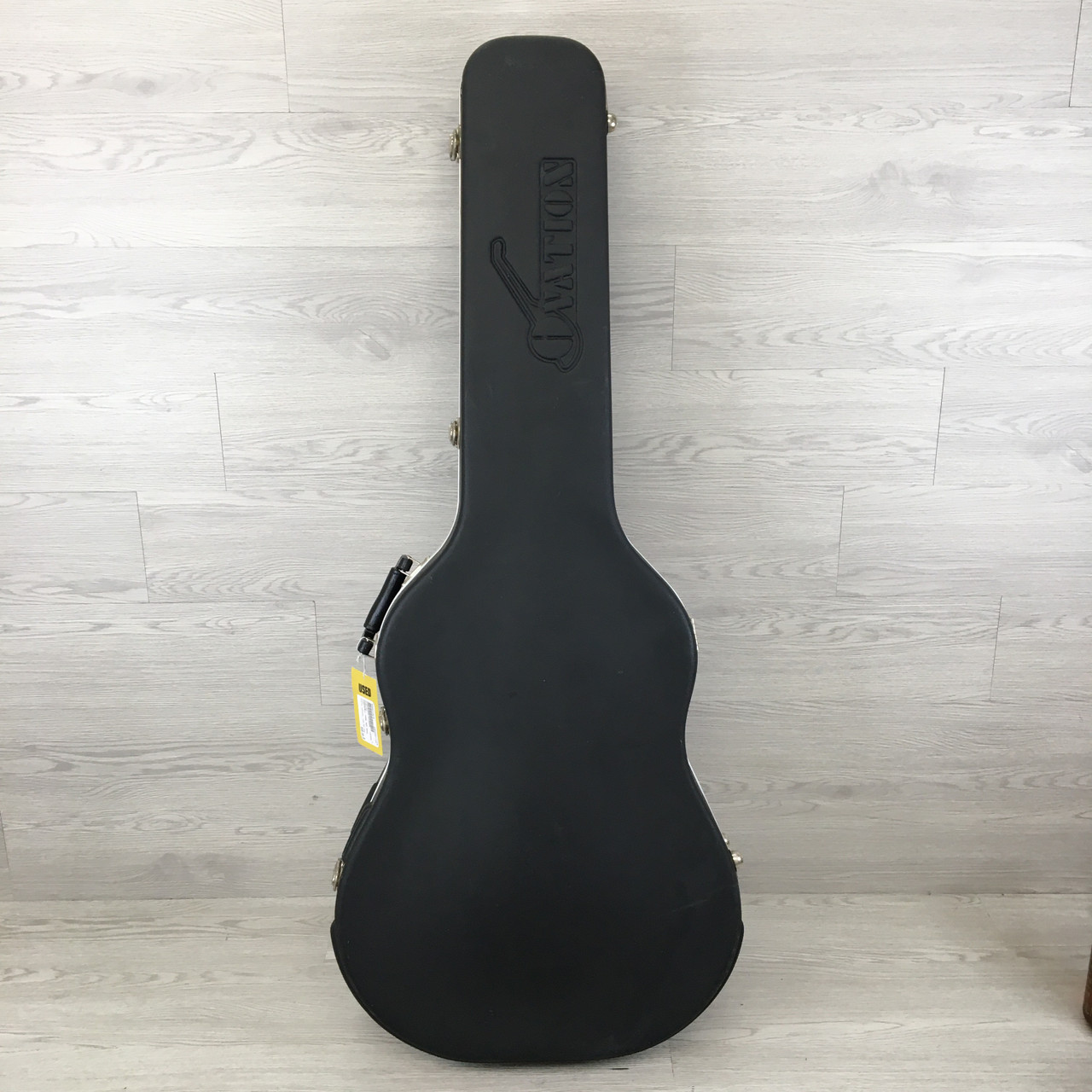 Used Ovation HARDSHELL CASE MED BOWL Guitar Case