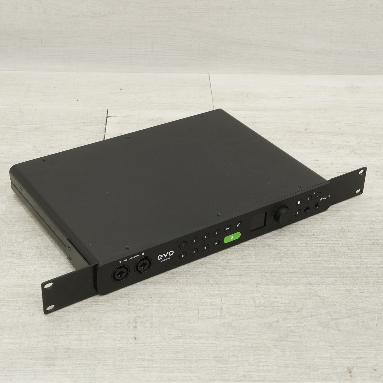 Used Audient Evo 16 Computer Interface
