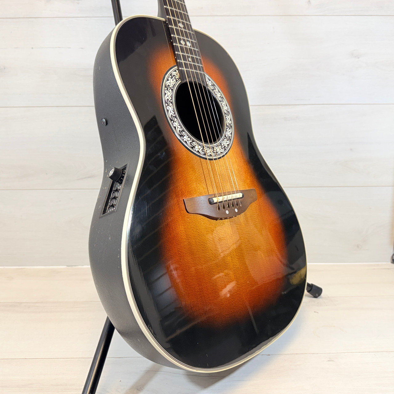 Used Ovation 1712 CUSTOM BALLADEER Acoustic Guitar Sunburst