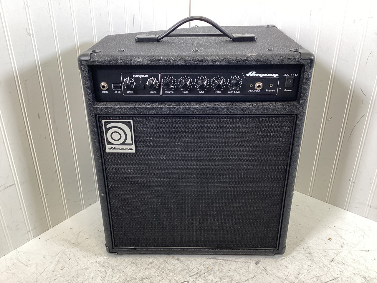 Used Ampeg BA-110 1 x 10 Bass Combo Amplifier 1 x 10