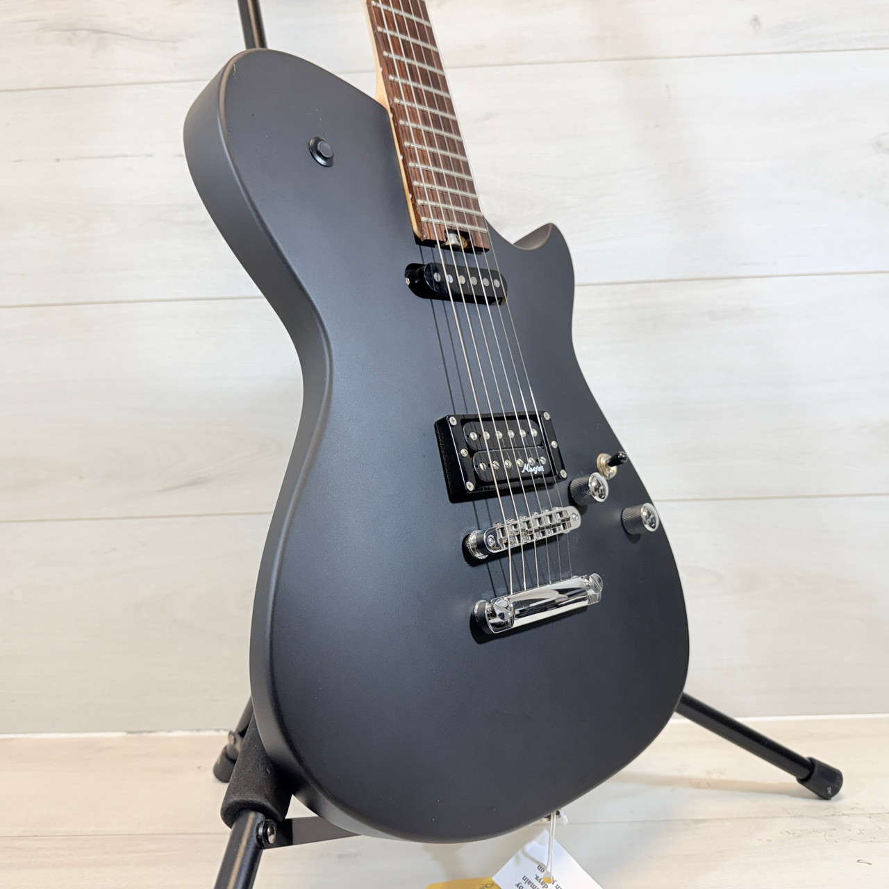 や*る様 Cort／MBC-1 Matt Blackエレキギター ギターケース付 Used Cort MBC-1 Electric Guitar Black 6-String