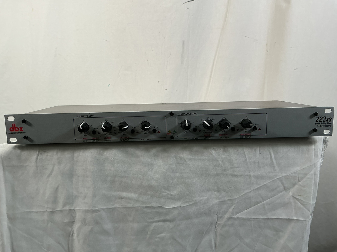 Used DBX 223XS CROSSOVER Crossover