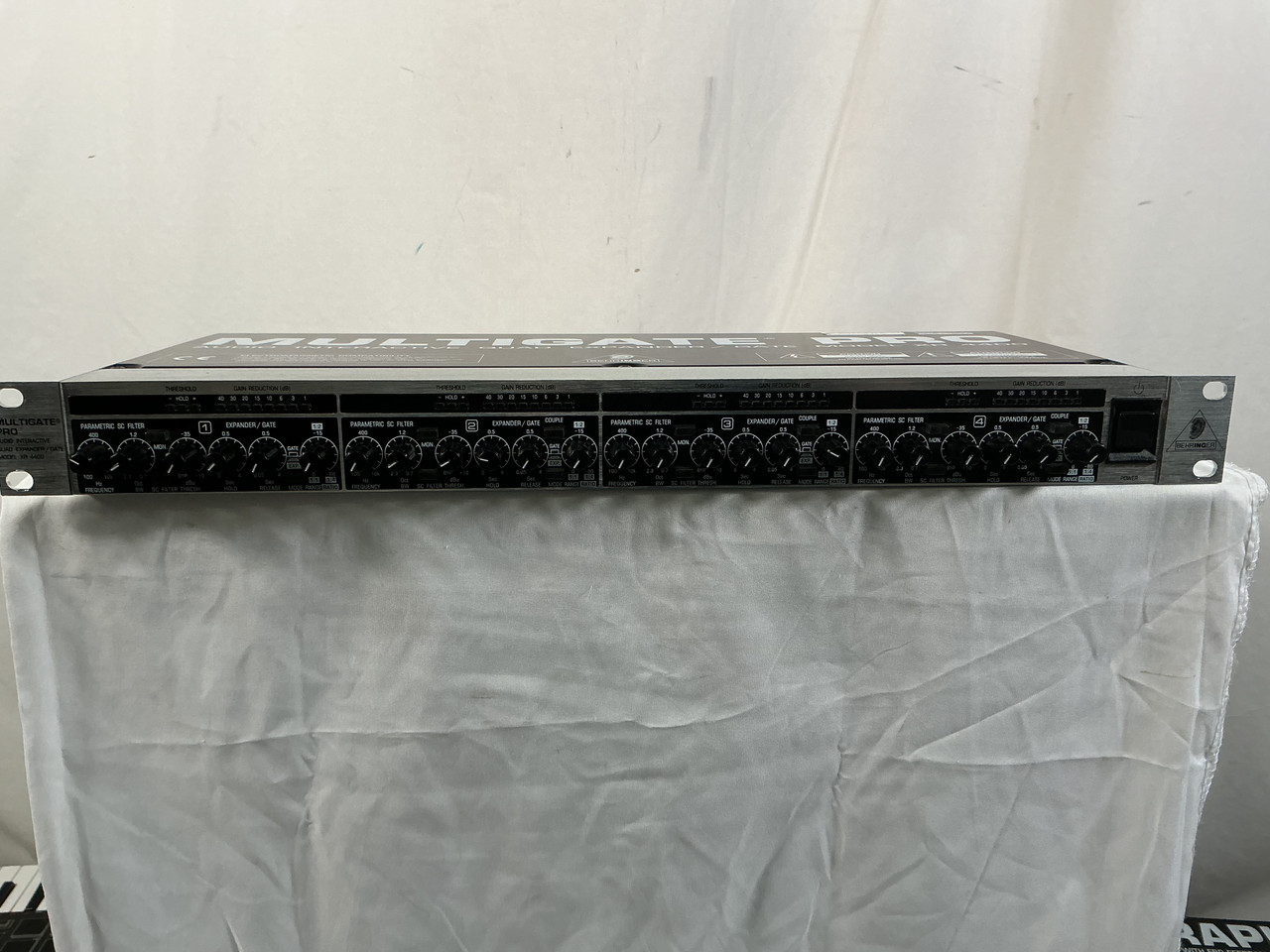 Used Behringer MULTIGATE PRO Compressor