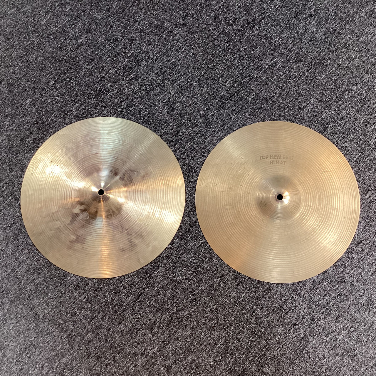 Used Zildjian 14 AVEDIS NEW BEAT Vintage Hi Hat Cymbals 14