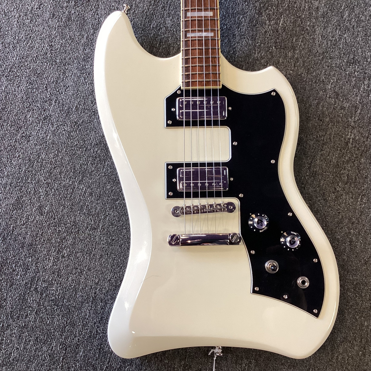 Used Guild S200 THUNDERBIRD ST Offset Double Cutaway Electric