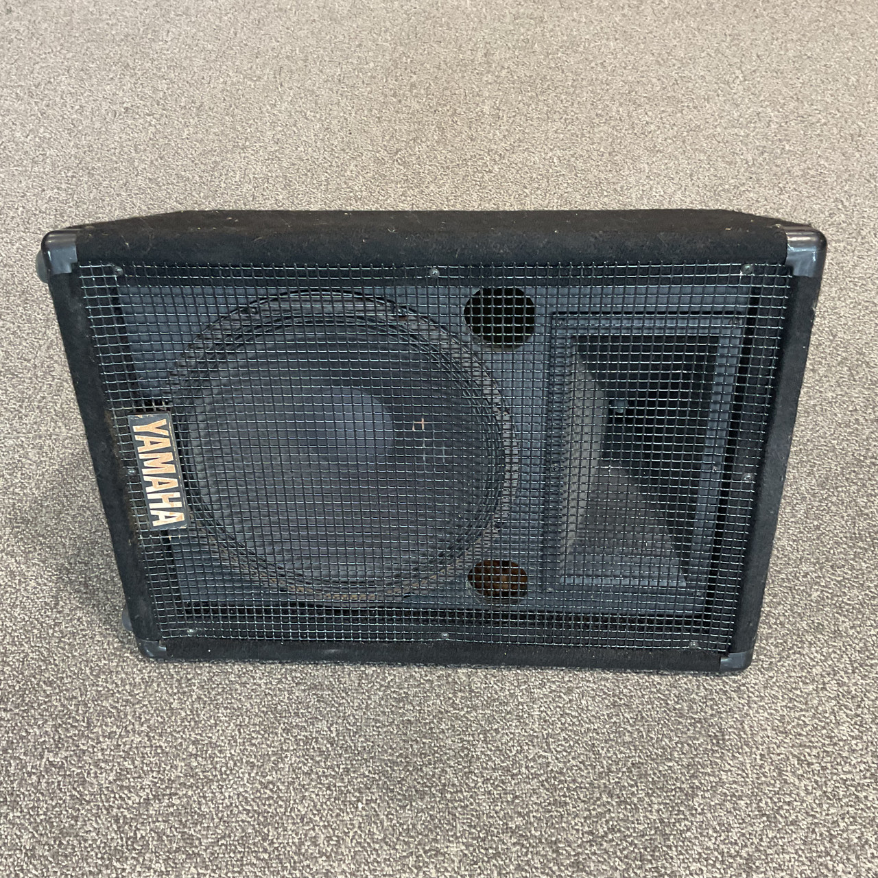 Used YAMAHA S12E Passive Full Range Speaker Cabinet
