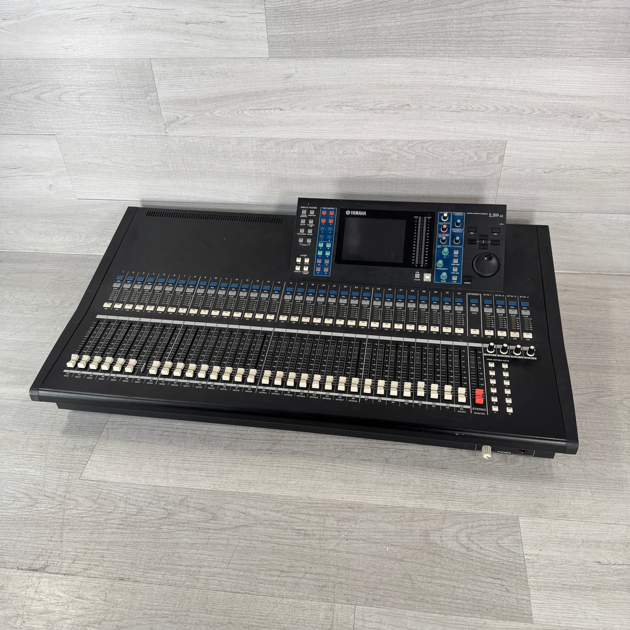 配信機器・PA機器・レコーディング機器 YAMAHA LS9-32ch Yamaha LS9-32 Digital Mixing Console Rental – TC Furlong