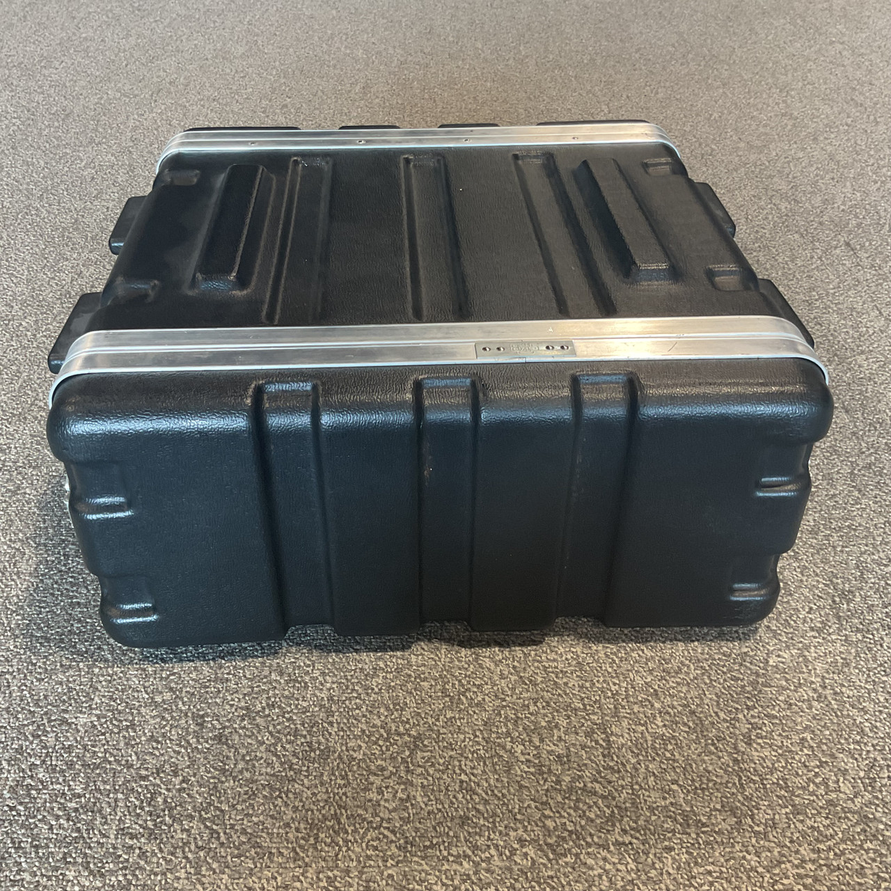 Used SKB 4U RACK CASE