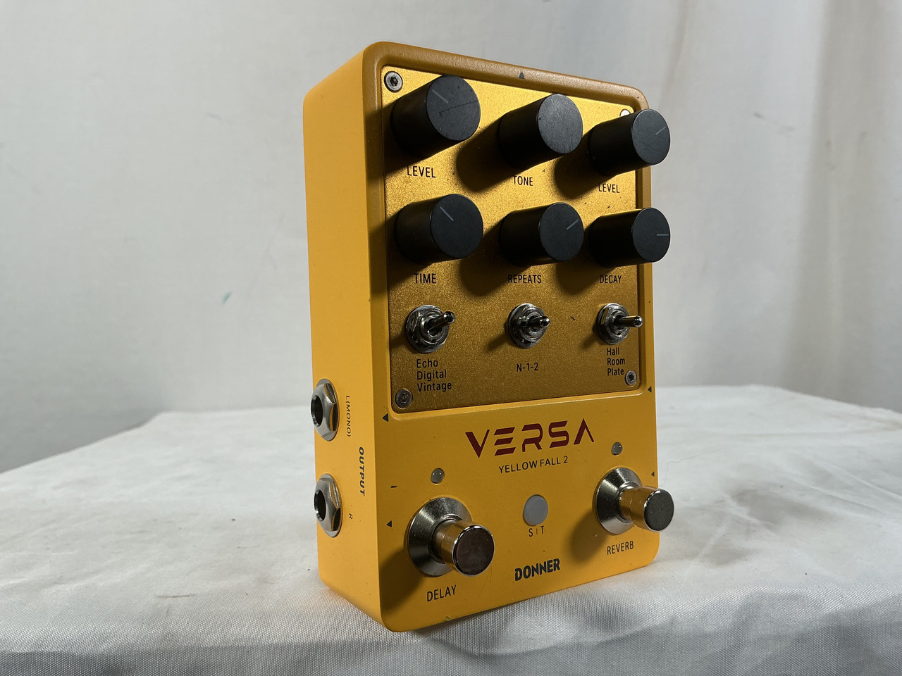 Used Donner VERSA YELLOW FALL 2 Multi-FX Pedal